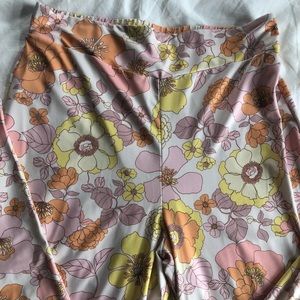 70s style floral stretchy flare pants